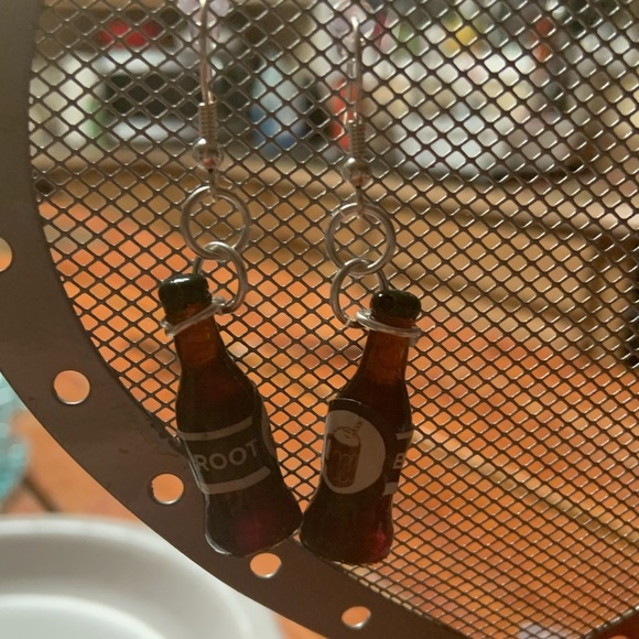 Root Beer Dangle Earrings! - Picture 2 of 3